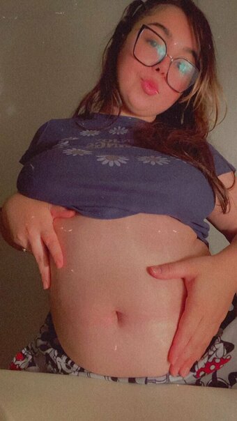 msgoldencherry Nude Leaks Photo 13