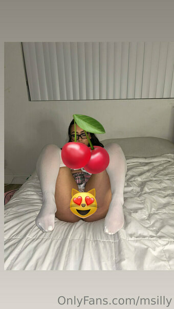 Msilly / finebymi Nude Leaks OnlyFans Photo 2