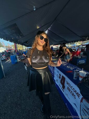 msmiabb Nude Leaks Photo 9