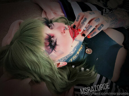 msrazorde Nude Leaks Photo 24