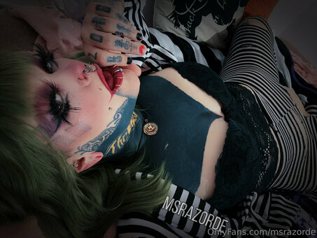 msrazorde Nude Leaks Photo 25
