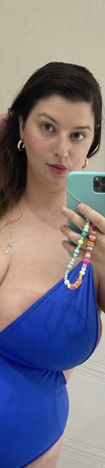 Munick Davanzo / https: / mudavanzo Nude Leaks Photo 15