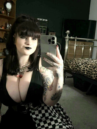 museofthedamned Nude Leaks Photo 10