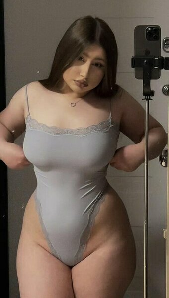 mv._v._ Nude Leaks Photo 2