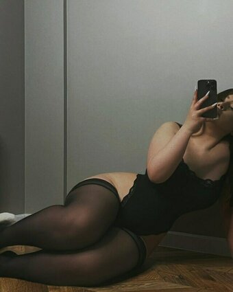 mv._v._ Nude Leaks Photo 28