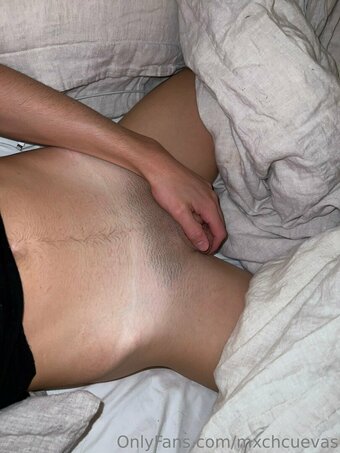 mxchcuevas Nude Leaks Photo 11
