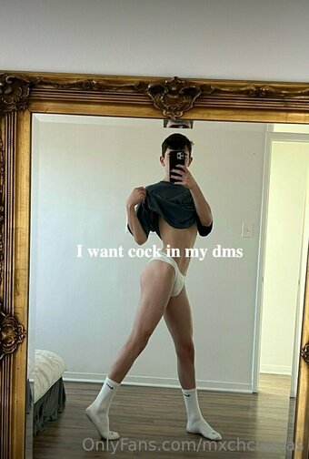 mxchcuevas Nude Leaks Photo 12