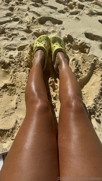 mxdsiren Nude Leaks Photo 13