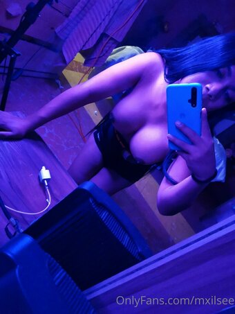 mxilsee Nude Leaks Photo 28