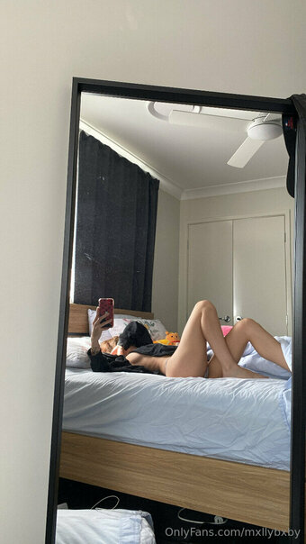 mxllybxby Nude Leaks Photo 4