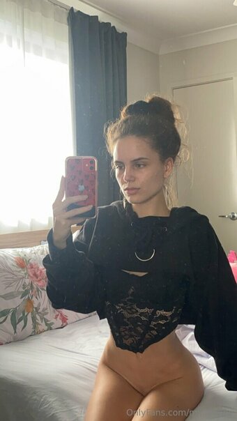 mxllybxby Nude Leaks Photo 33