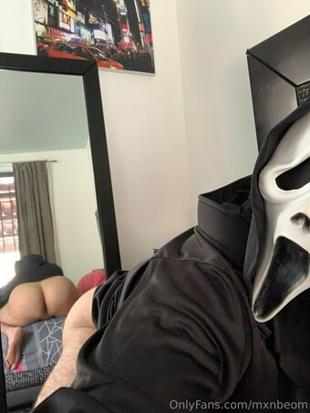 mxnbeom Nude Leaks Photo 4