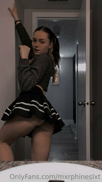 mxrphineslxt Nude Leaks Photo 24