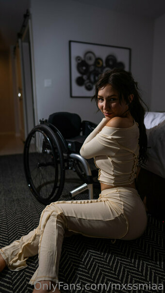mxssmiaa Nude Leaks Photo 6
