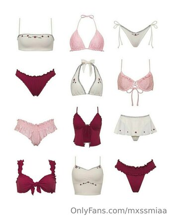 mxssmiaa Nude Leaks Photo 16