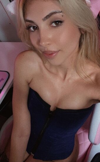 Naathys / naathys.coelinha Nude Leaks Photo 2