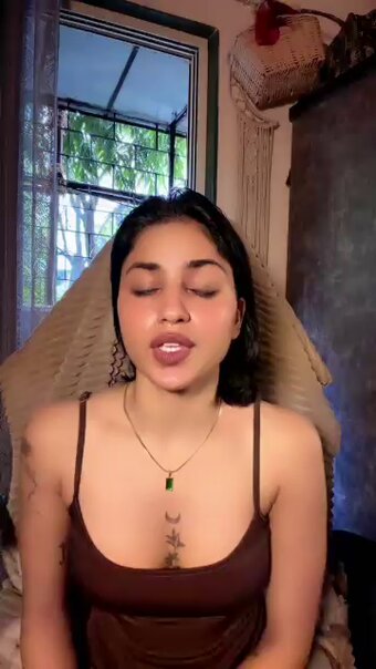 Naina / _mnaina_ / https: Nude Leaks Photo 10