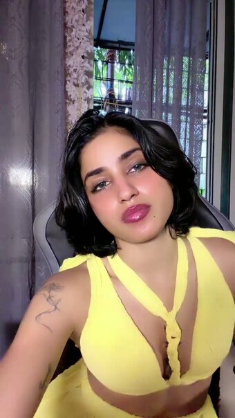 Naina / _mnaina_ / https: Nude Leaks Photo 29