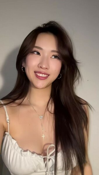 Narabask / Nara Bask Nude Leaks Photo 2