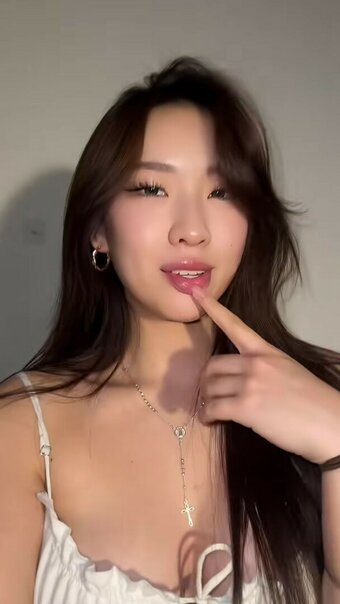 Narabask / Nara Bask Nude Leaks Photo 4