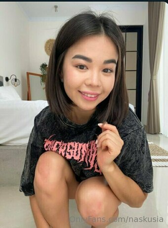 naskusia Nude Leaks Photo 10