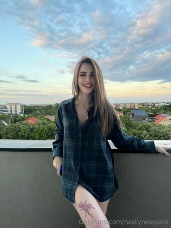 nastynesquick Nude Leaks Photo 20