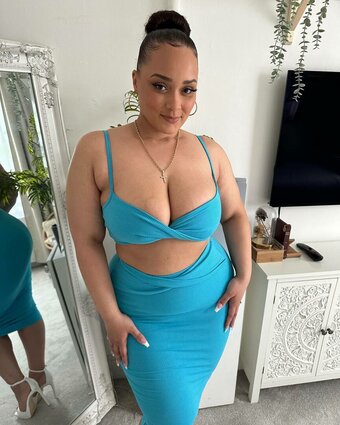 Natalie E. Wade / thereal.natalie / thereal_nat / therealnatalie Nude Leaks OnlyFans Photo 2