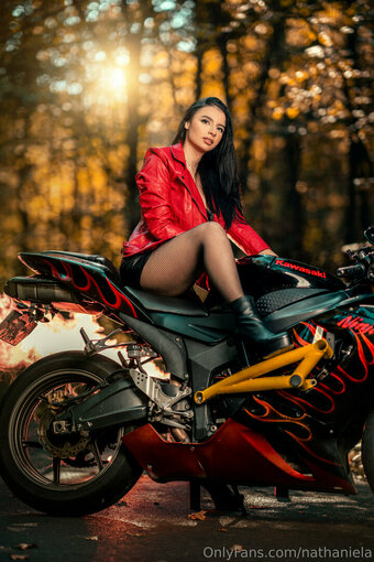 nathaniela Nude Leaks Photo 14