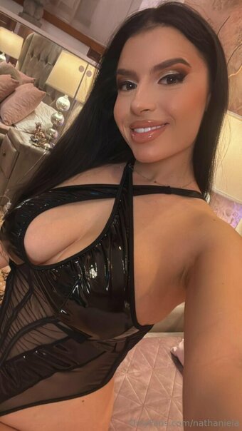 nathaniela Nude Leaks Photo 29