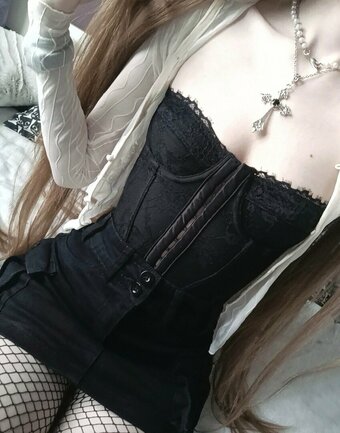 Nee.vrm Nude Leaks Photo 19