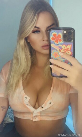 Neeks / by_neeks / neeksxo Nude Leaks OnlyFans Photo 4