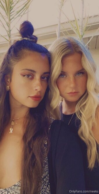 Neeks / by_neeks / neeksxo Nude Leaks OnlyFans Photo 24