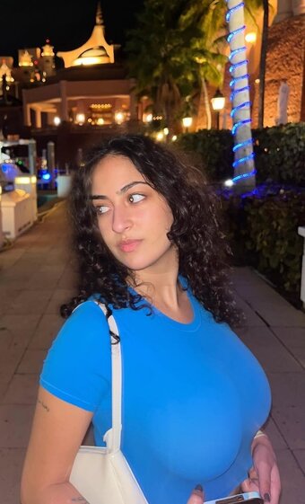 nefertittyyy / Kitty / https: / kiittwy / ozmalak Nude Leaks Photo 27