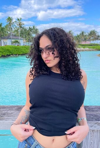 nefertittyyy