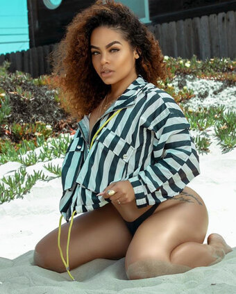 Nelliface / https: / the_life_of_nelli Nude Leaks Photo 5