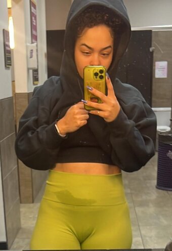 Nelliface / https: / the_life_of_nelli Nude Leaks Photo 15