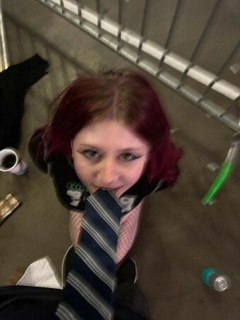 Neonisempty Nude Leaks Photo 5