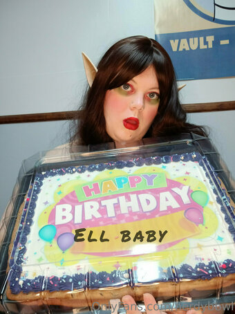 nerdybbwl Nude Leaks Photo 2