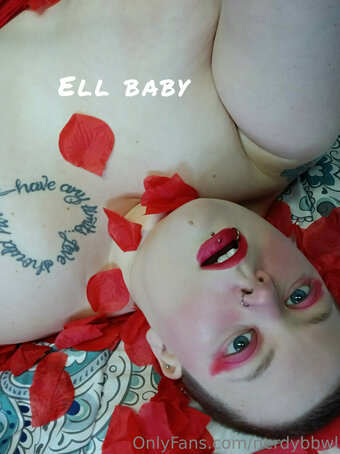 nerdybbwl Nude Leaks Photo 21