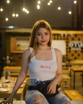 neslyn.ly Nude Leaks Photo 2