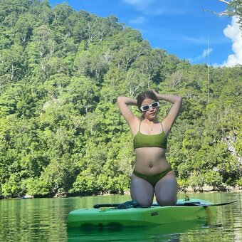 neslyn.ly Nude Leaks Photo 13