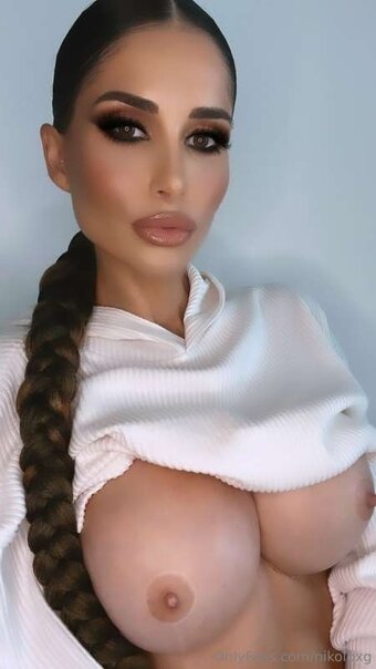 Nessa Devil / nessadevil_fanpage Nude Leaks Photo 2