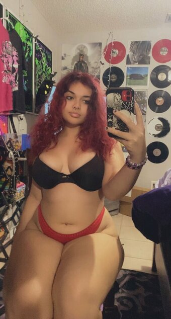 Nessahvert / nessahvertt Nude Leaks OnlyFans Photo 7
