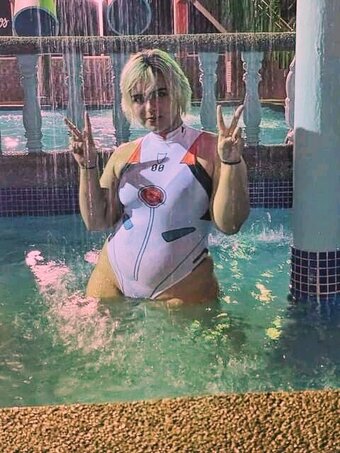 Neutraly_ / Alejandra Neutral / Mistress_Alondra / andromedaElek / andromedaelectra / https: / mistresselekk Nude Leaks OnlyFans Photo 2