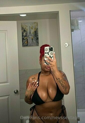 nevssextapes Nude Leaks Photo 4