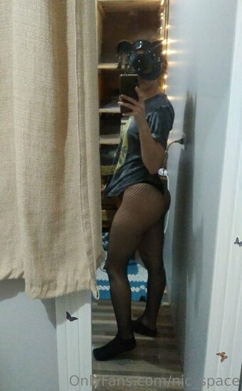 nic_space Nude Leaks Photo 8