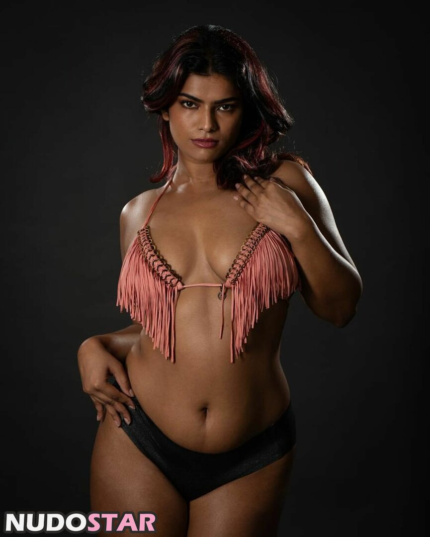 Nidhi Goel  Mjnidhi  moodybeasty Nude Leaks Photo 28 - NudoStar