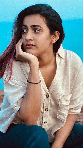 Niharika Nude Leaks Photo 10