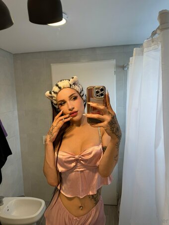 nikkitaslayer Nude Leaks Photo 9