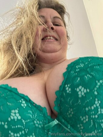nikkyfreenylee Nude Leaks Photo 1